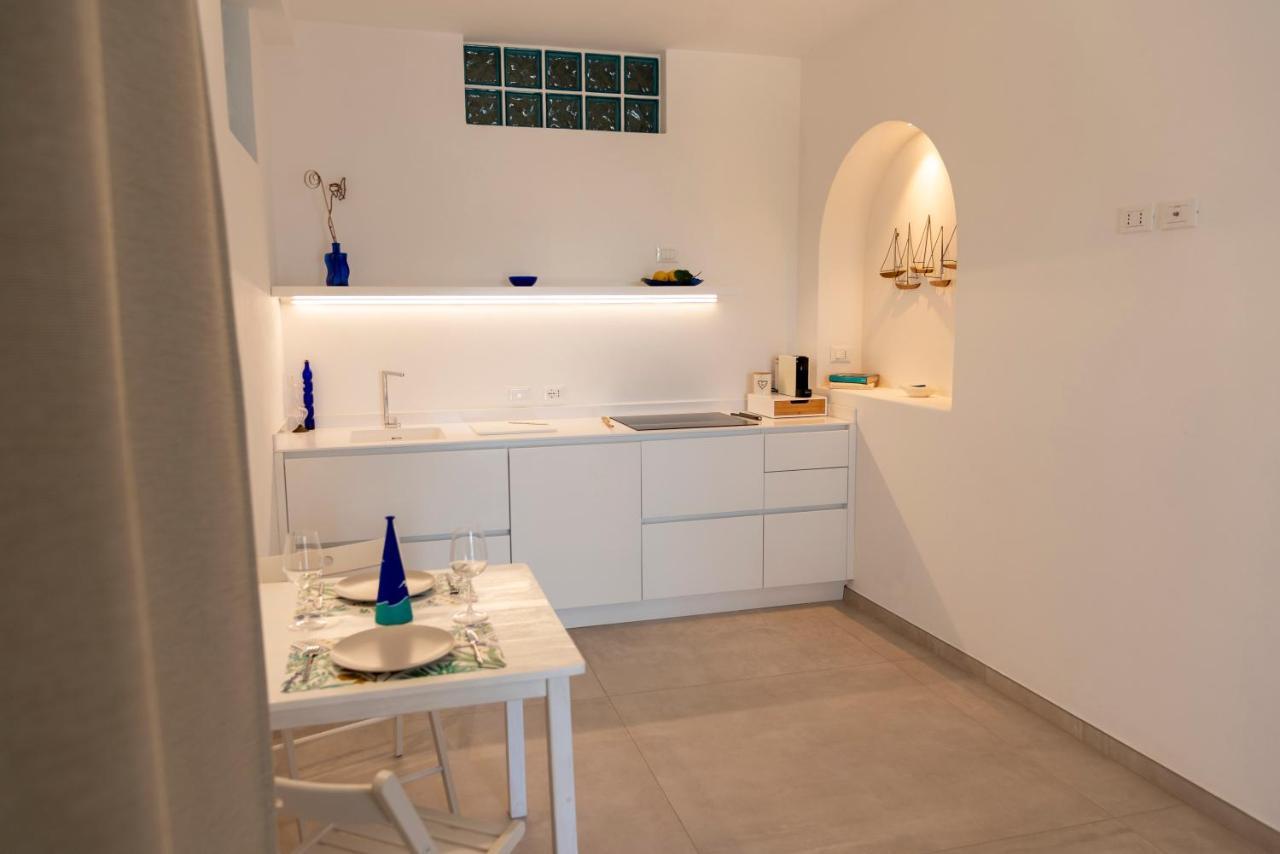 Maridea - Les Suites Du Soleil Ponza Exterior foto