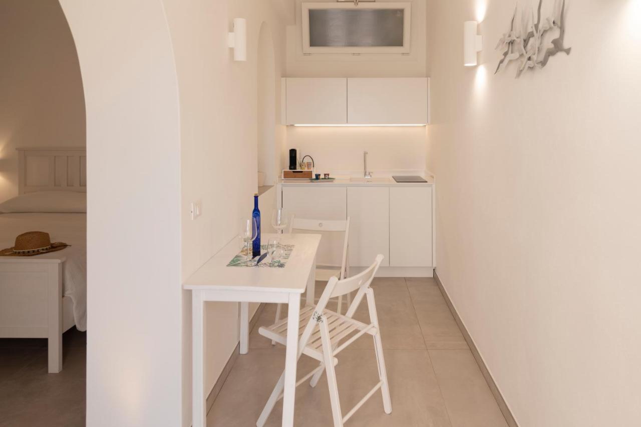 Maridea - Les Suites Du Soleil Ponza Exterior foto